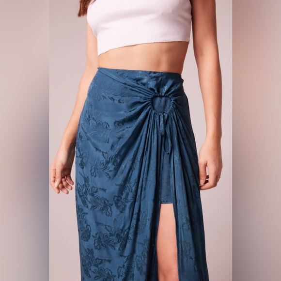 NWT Band Of The Free CELENE DEEP TEAL LAYERED MIDI SKIRT High Low Faux Wrap - Picture 2 of 5
